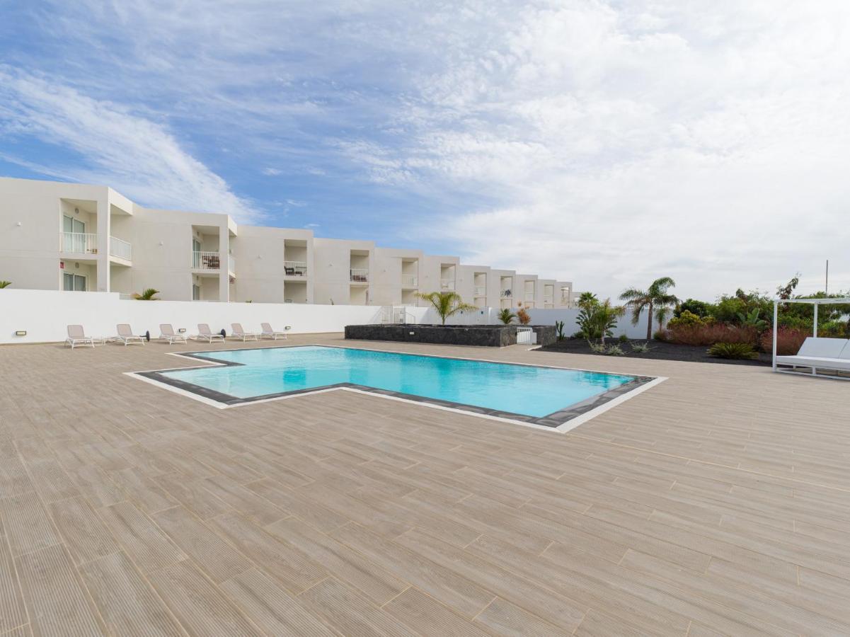 Homeforguest Sunset Senator With Pool And Terrace In Коста-Тегисе Экстерьер фото