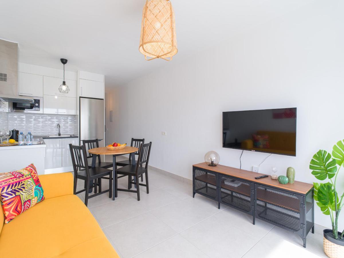 Homeforguest Sunset Senator With Pool And Terrace In Коста-Тегисе Экстерьер фото