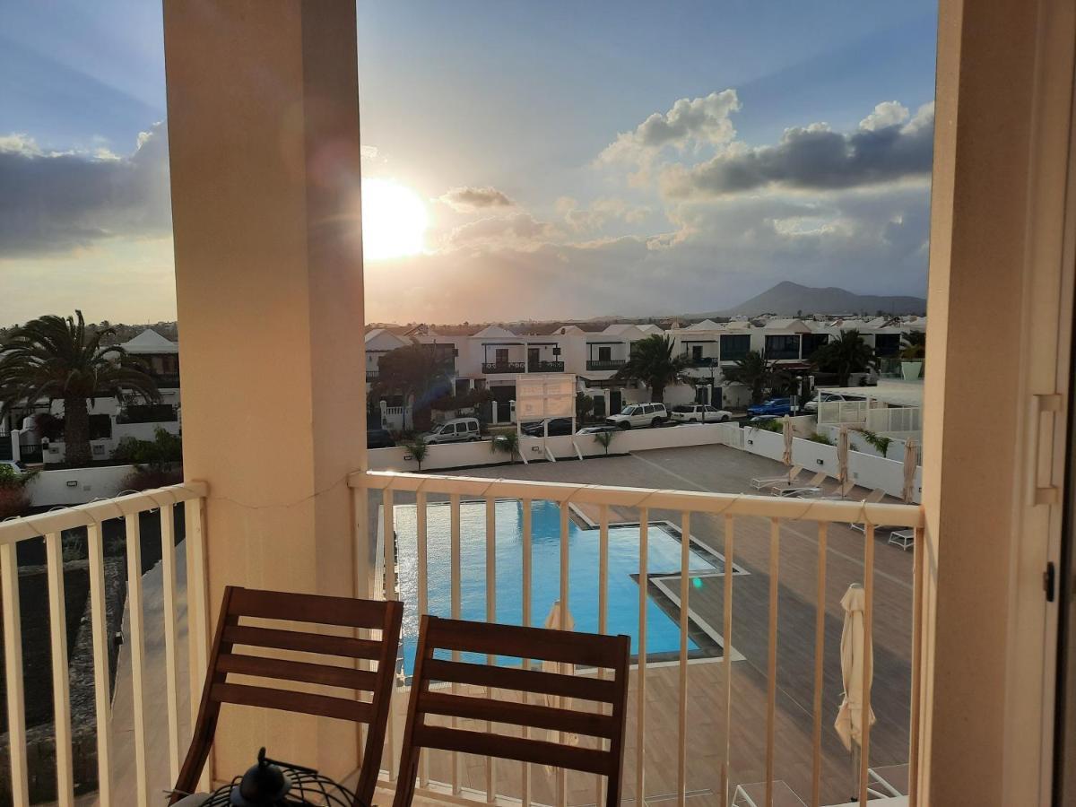 Homeforguest Sunset Senator With Pool And Terrace In Коста-Тегисе Экстерьер фото