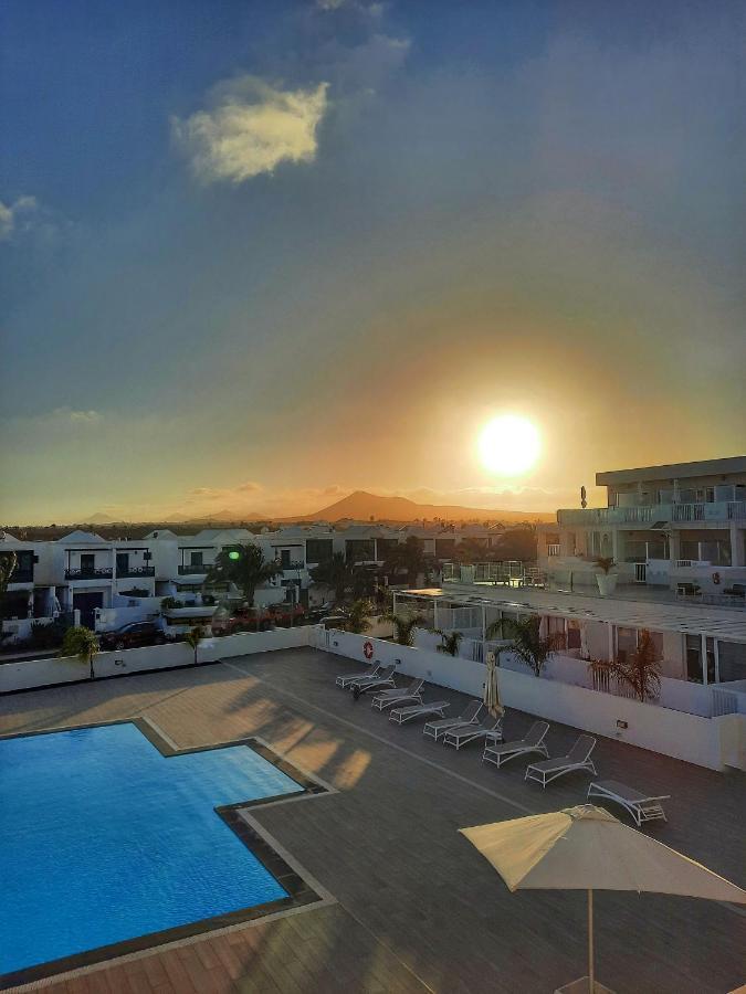 Homeforguest Sunset Senator With Pool And Terrace In Коста-Тегисе Экстерьер фото